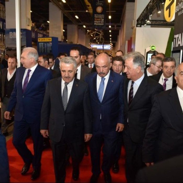 10uluslararasi--istanbul-ulasim-kongresi-ve-fuari-2017_2050