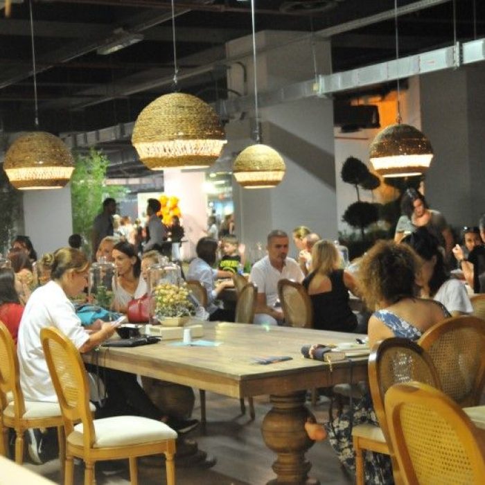 contemporary-2018_8176