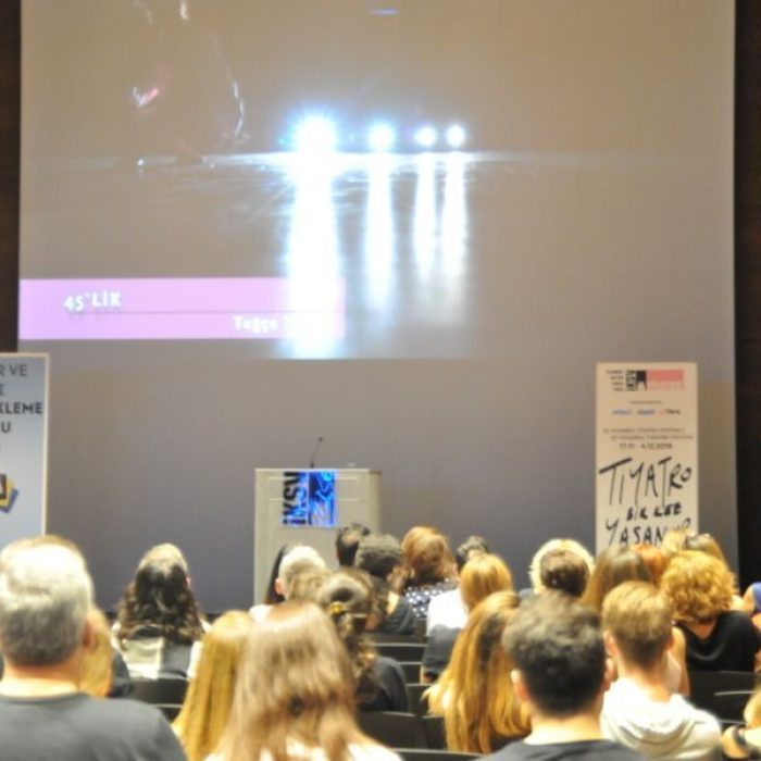 yapikredi-kultur-sanatiksv22istanbul-tiyatro-festivali_4896